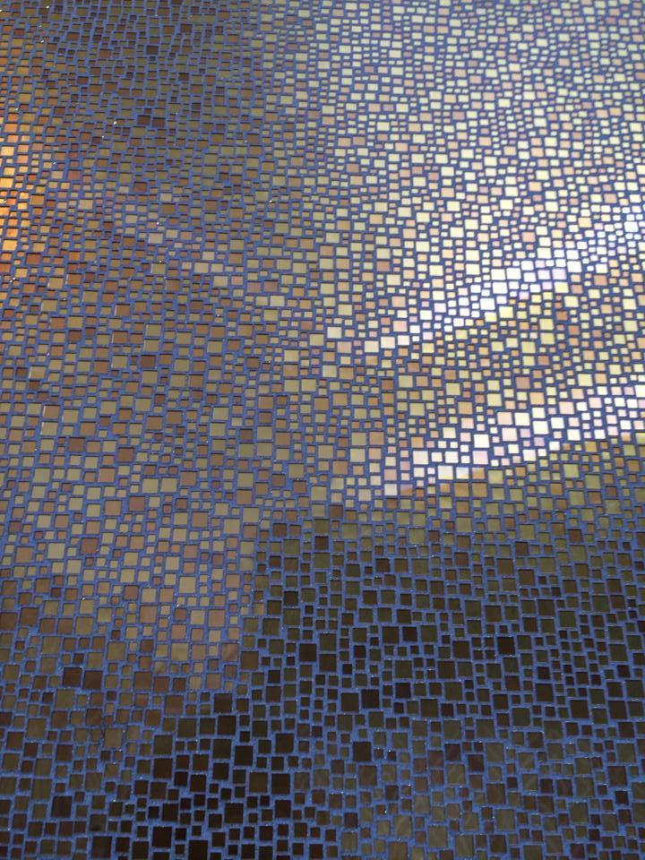 Tessere di mosaico dorato 