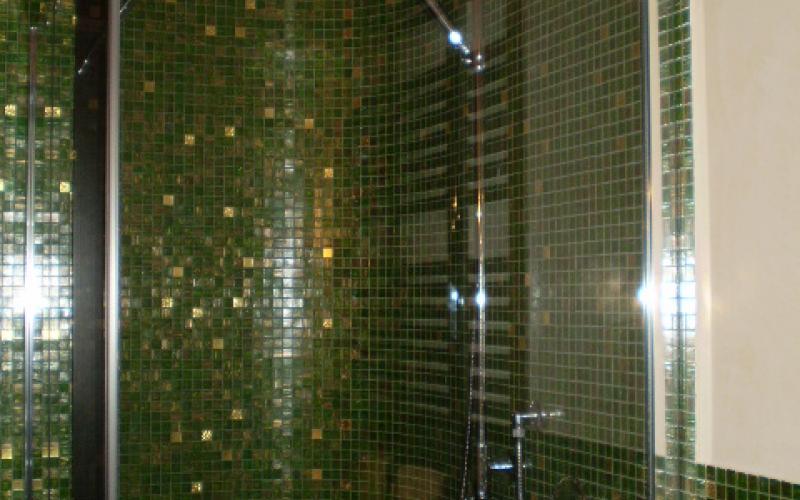 mosaico bagno oro verde Vicenza