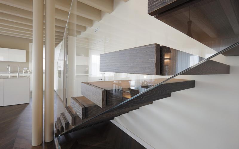 Modern suspended staircase Vicenza 
