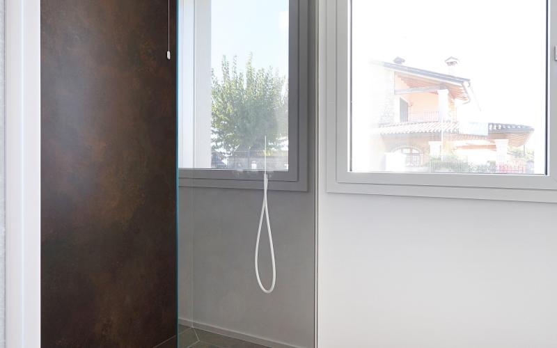 vetro fisso per doccia walk in a Vicenza
