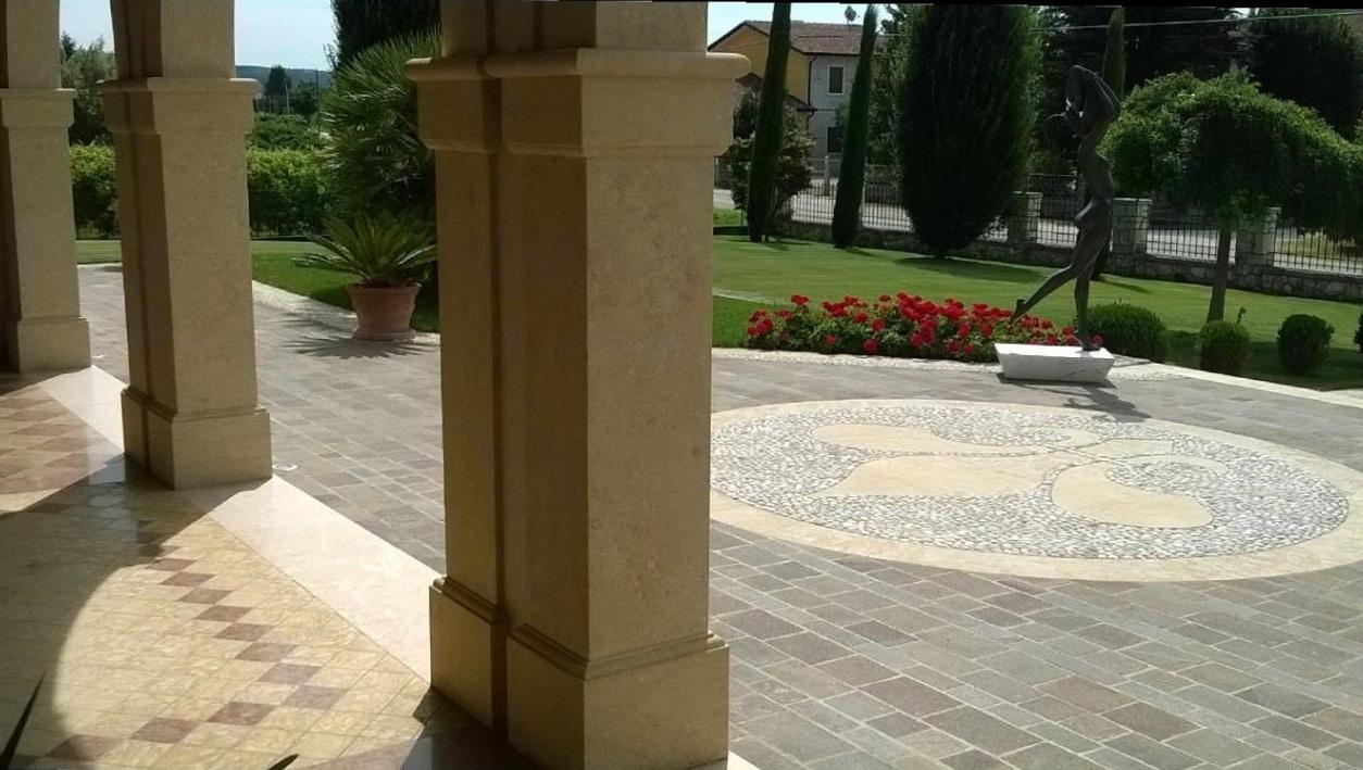 pavimento esterno porfido marmo Verona giardino