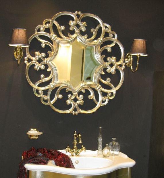 specchio con cornice elaborata barocca argento