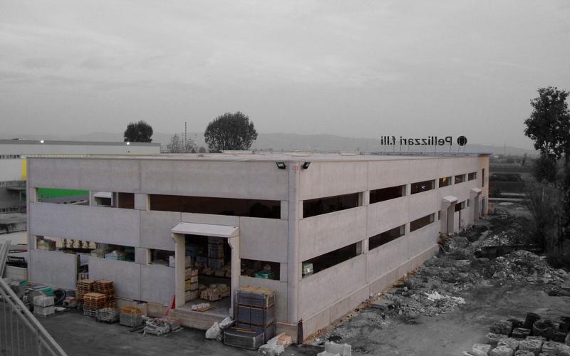 Building warehouse (2013)