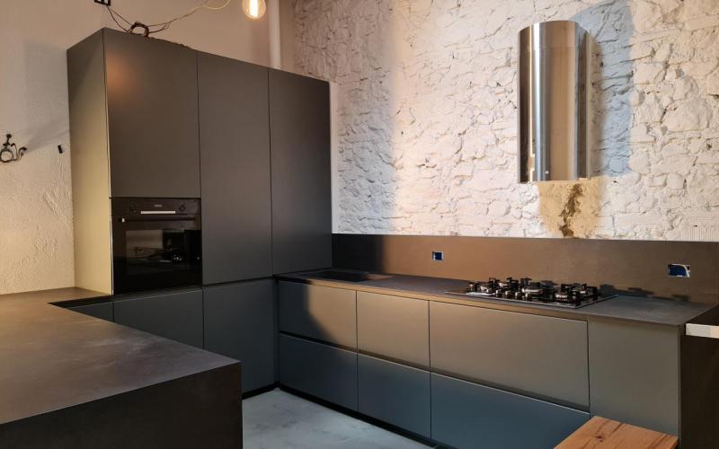 Custom industrial style kitchen Vicenza