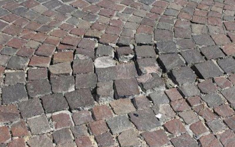 Problema pavimento esterno porfido Verona