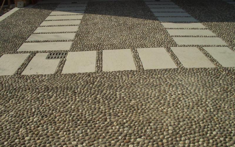 photos of verona outdoor pebbled floors