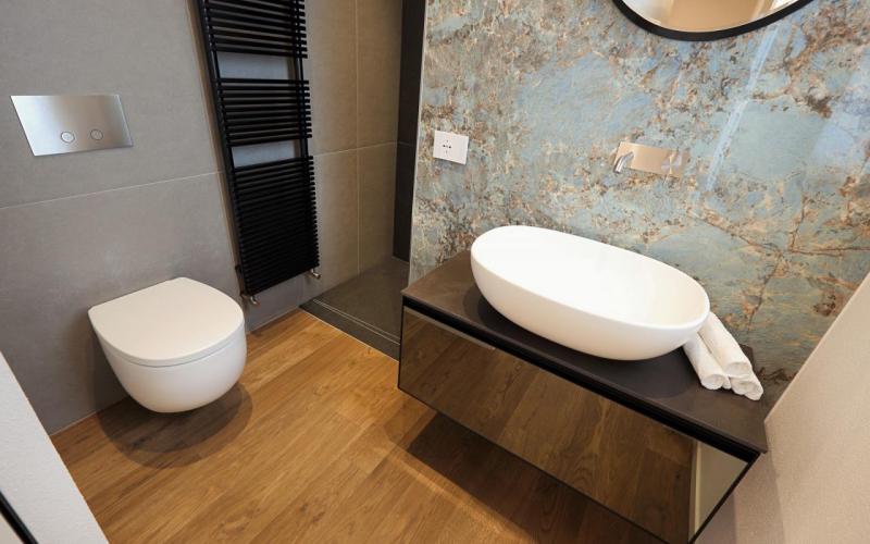 Bathroom furniture for a shop in Vicenza