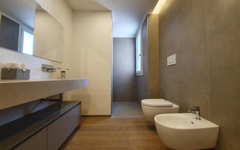 Modern bathroom furniture Verona