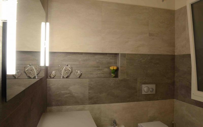 bagno moderno effetto pietra Vicenza