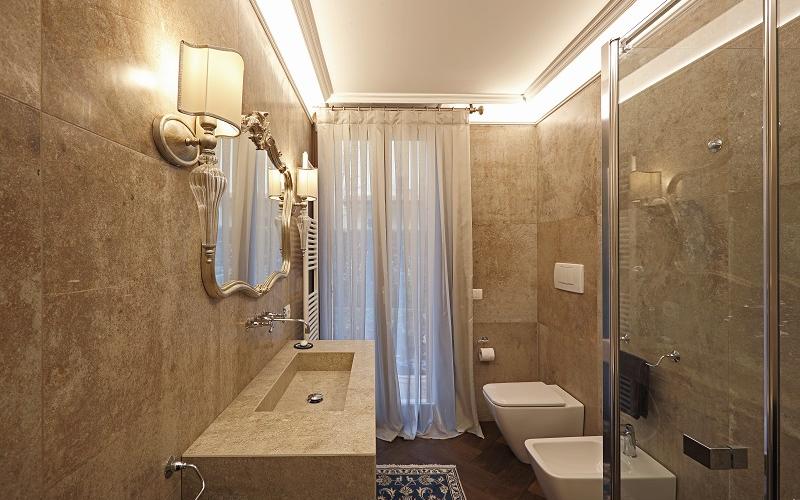 Mobile bagno con piano in gres e lavabo integrato Vicenza