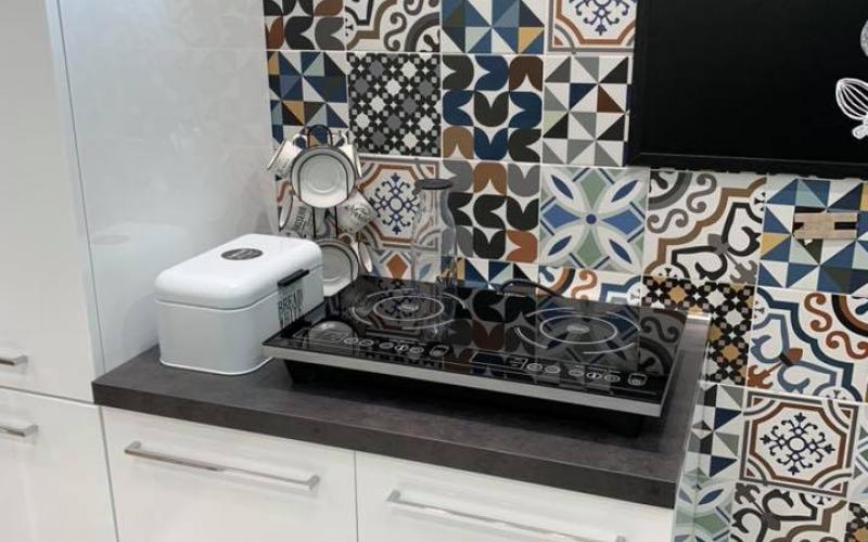 Proposal for cement tiles in the kitchen