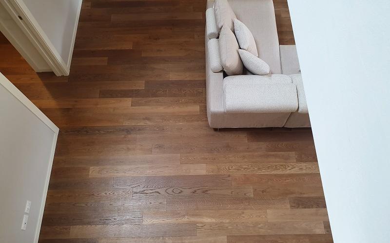Wooden floor in Vicenza in the living room