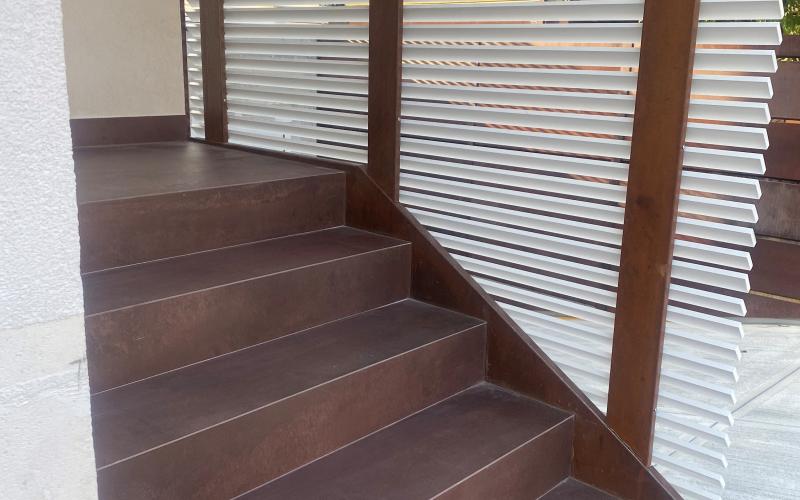 External staircase in large corten effect slabs Vicenza