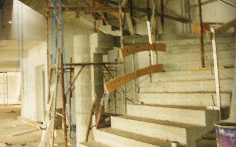 Gambellara shop, staircase under construction