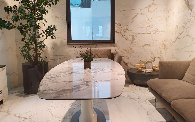 Large marble-effect slabs Verona