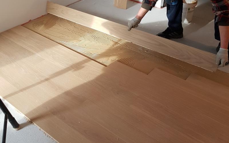 Laying parquet