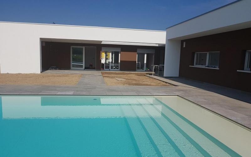 Swimming pool in Albaredo d'Adige (Verona)