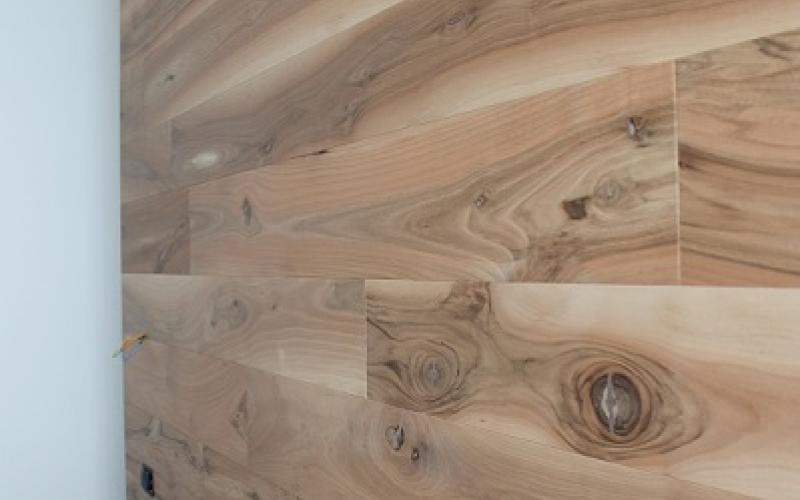 parete rivestita in legno Verona