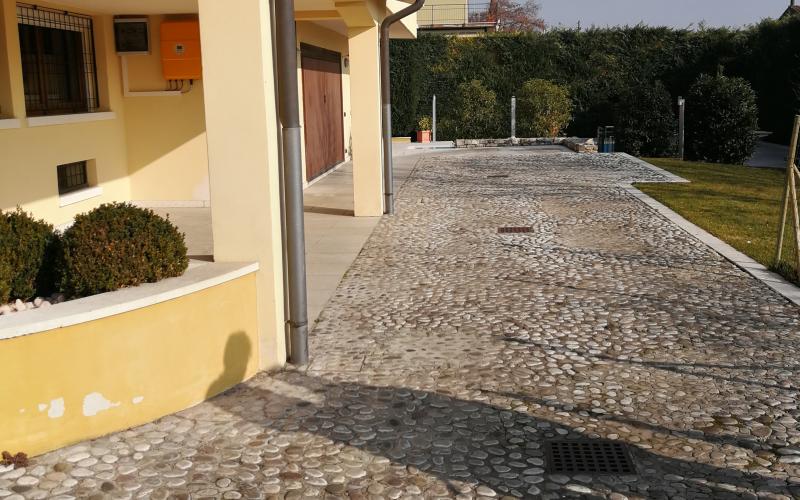 Pavimentazione esterna da restaurare Verona