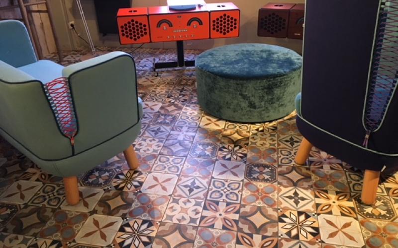 Flooring made of multicoloured cement tiles
