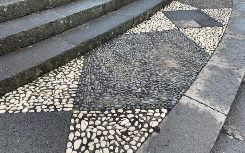 Pebble floor in a staircase in Sicily