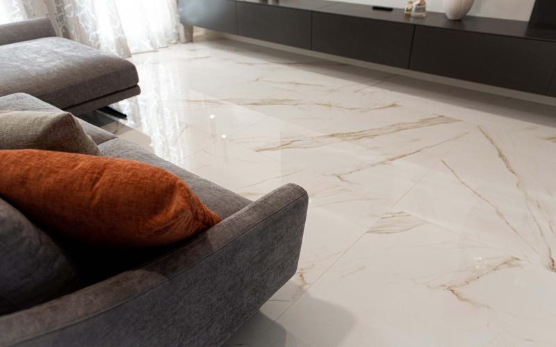 Pavimento in gres effetto marmo lucido Vicenza