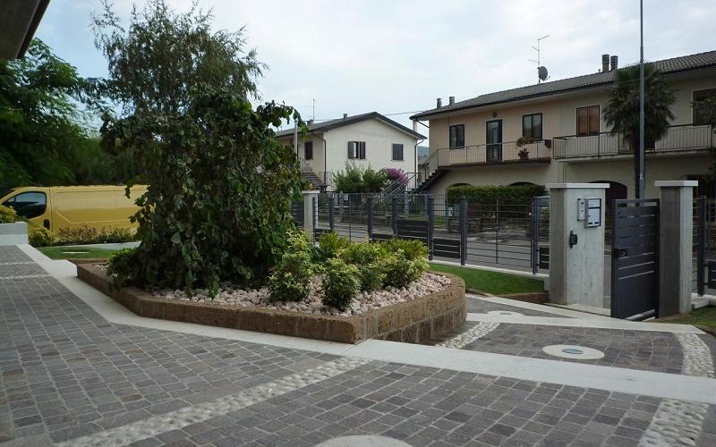 Pavimento esterno in pietra porfido e ciottolo a Verona 