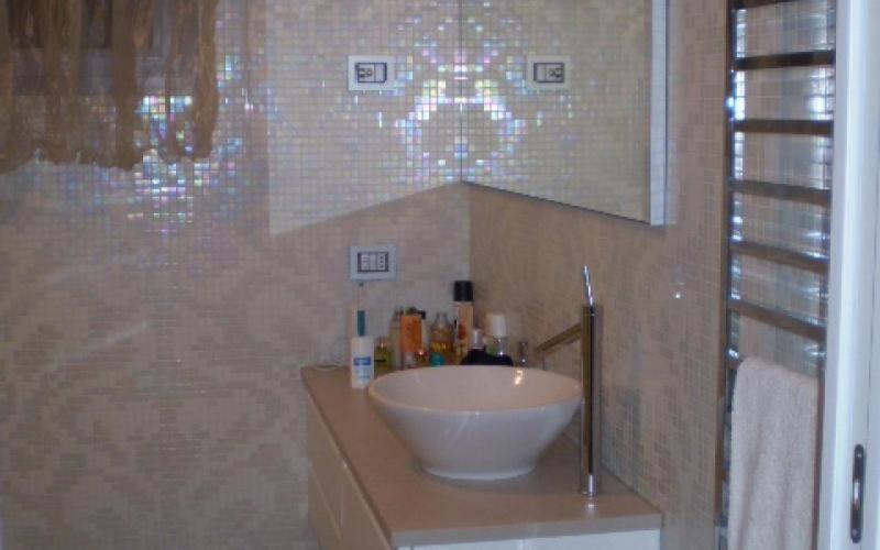 turnkey mosaic bathroom renovation Vicenza