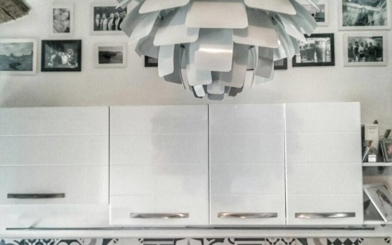 Black & white kitchen wall tiles in Vicenza