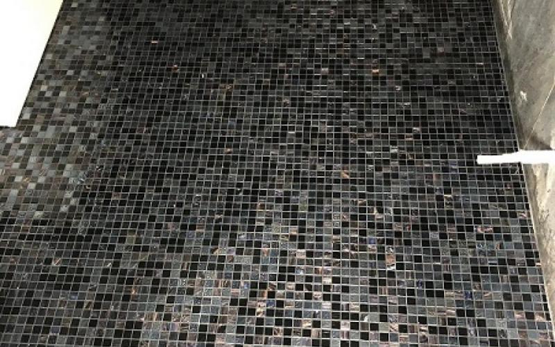 shower black mosaic covering Vicenza