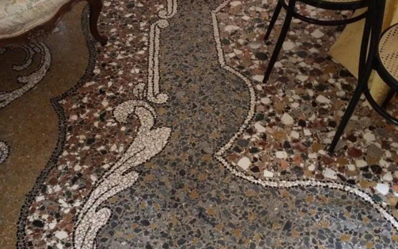 Pavimenti alla veneziana decorati