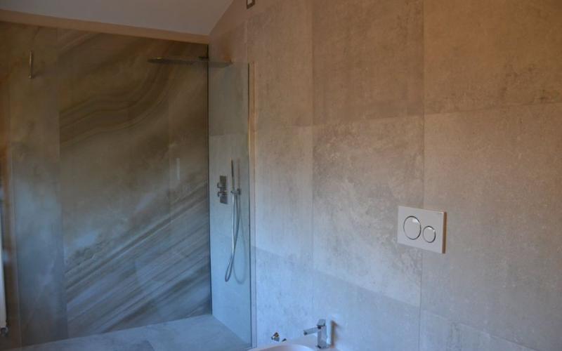 Bathtub conversion shower bathroom renovation Vicenza