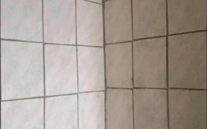 Tile installer laid tiles incorrectly
