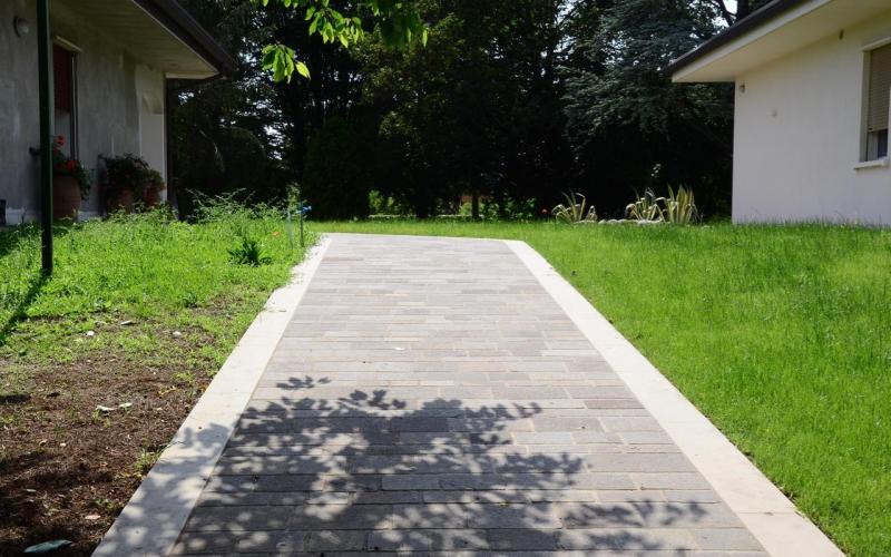Driveway porphyry paving in Vicenza