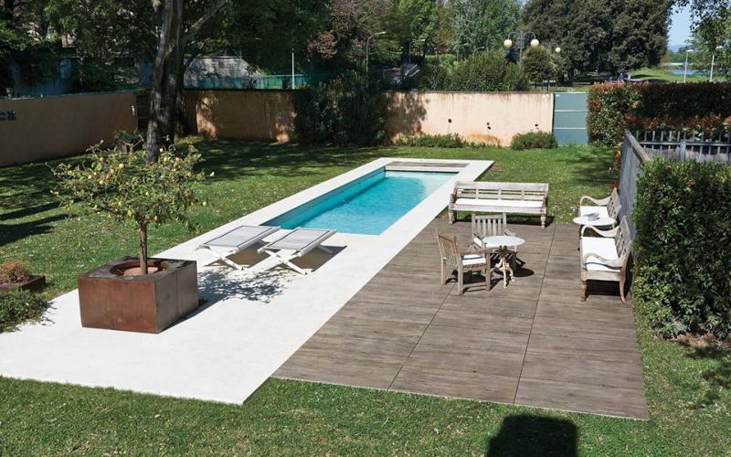 outdoor swimming pool wood-effect stoneware flooring Vicenza