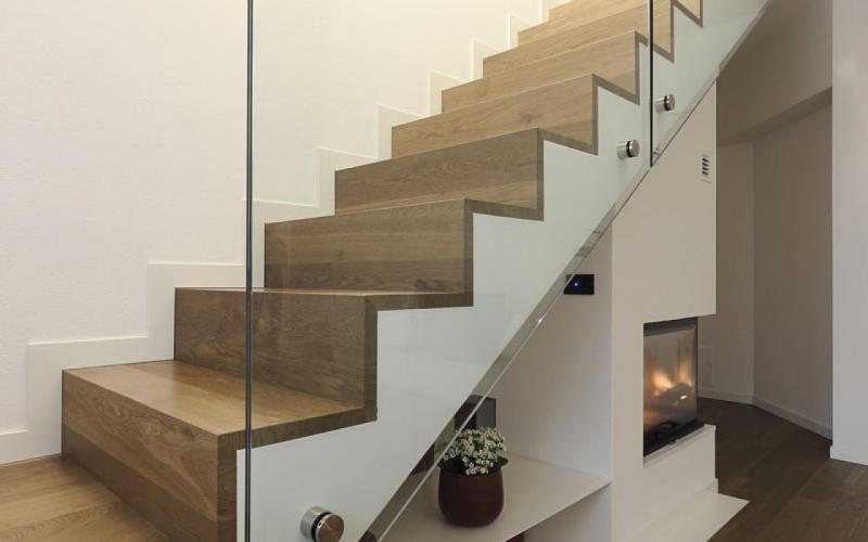 Modern wooden staircase Vicenza