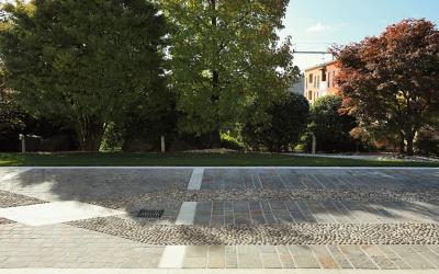 Pavimentazione esterna con porfido e ciottoli a Vicenza