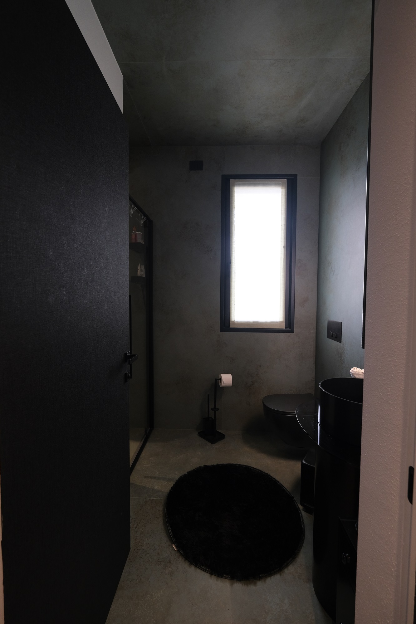 bagno ospiti scenografico