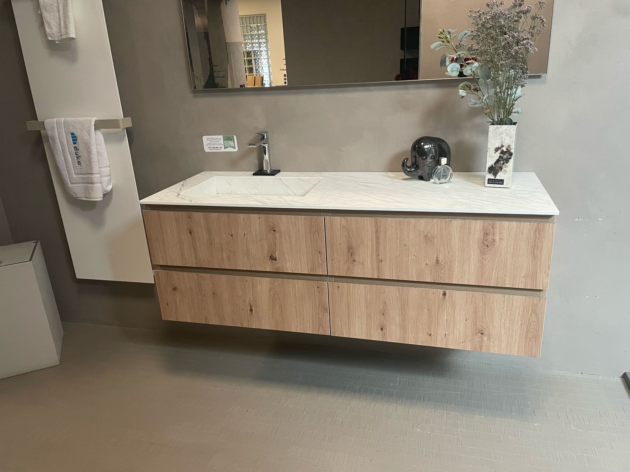 mobile bagno legno sospeso
