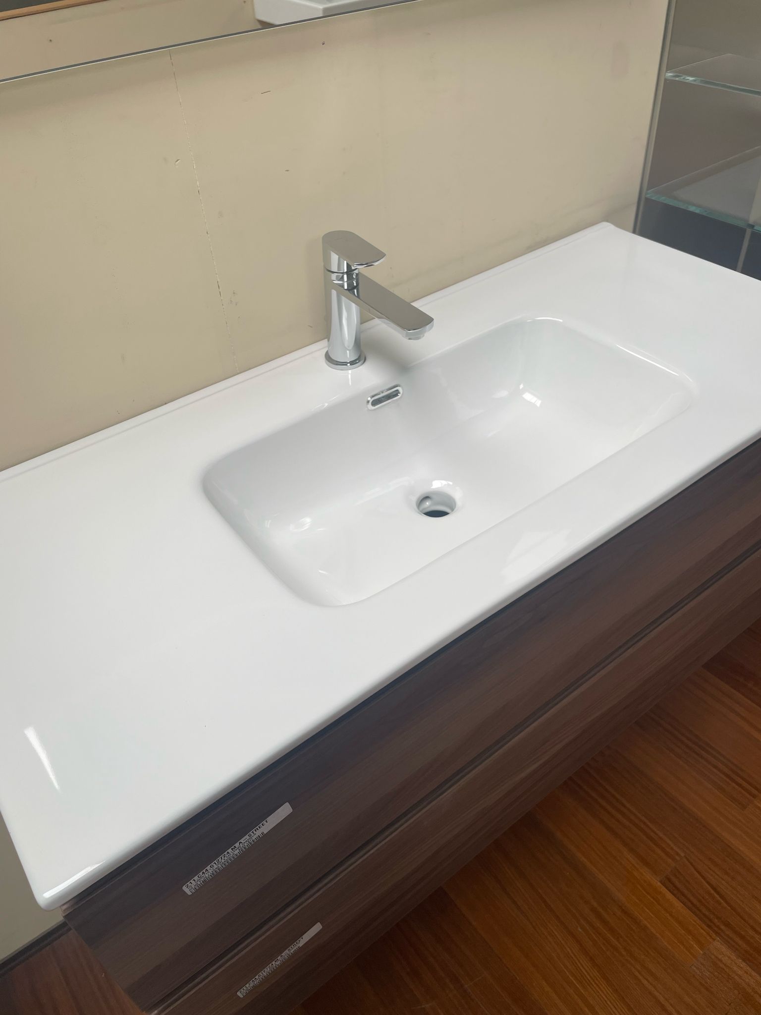 mobile bagno in legno