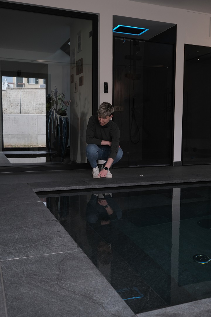 piscina pavimenti e bordi in gres