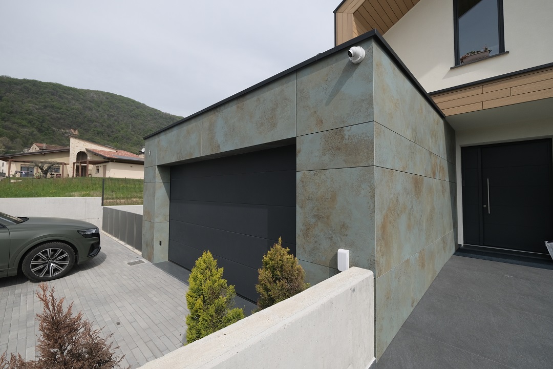 pavimento e rivestimento in gres esterno
