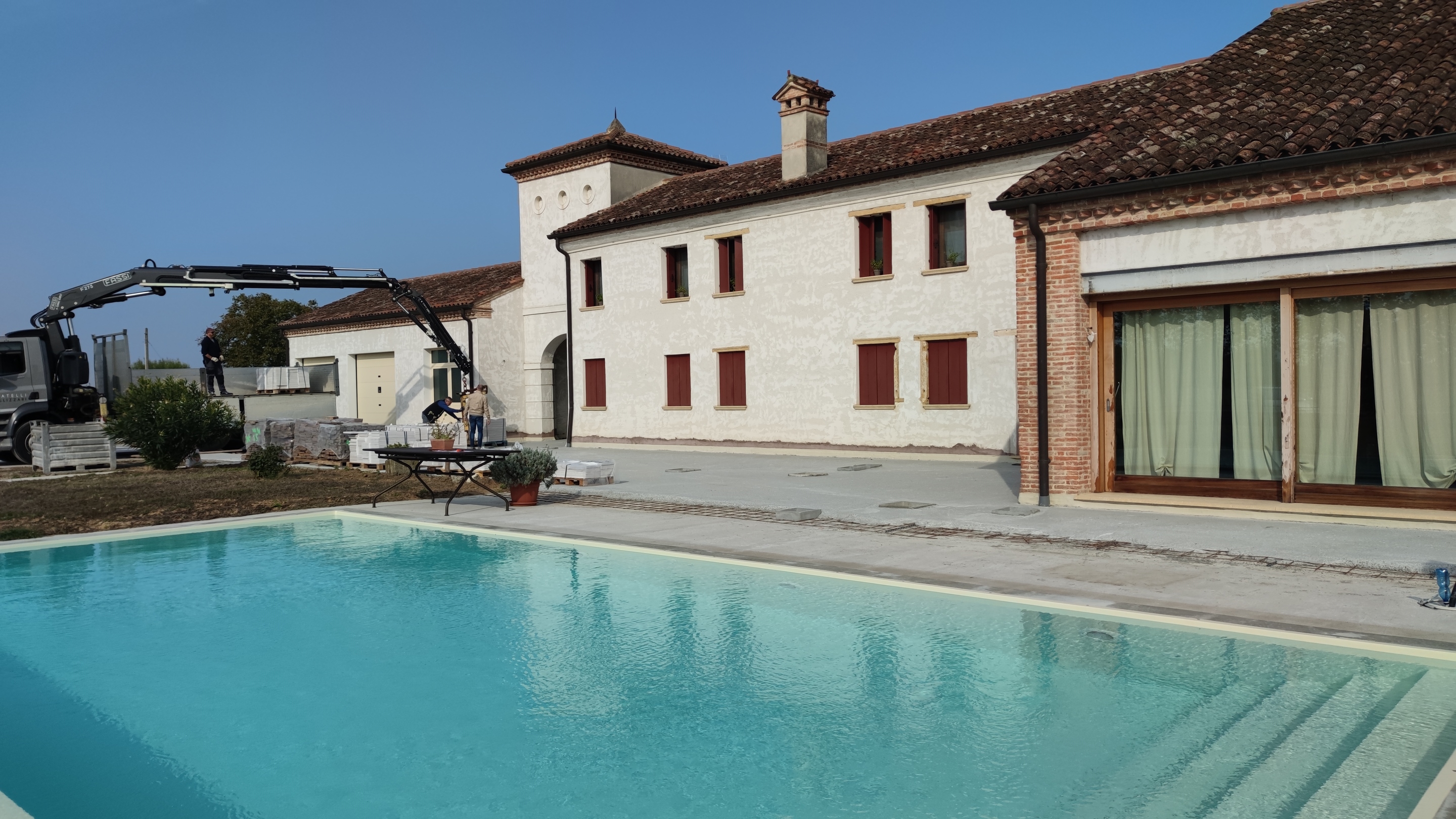 Esterno da pavimentare