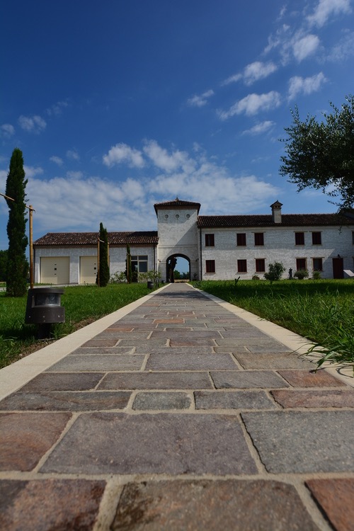 vialetto ingresso casa