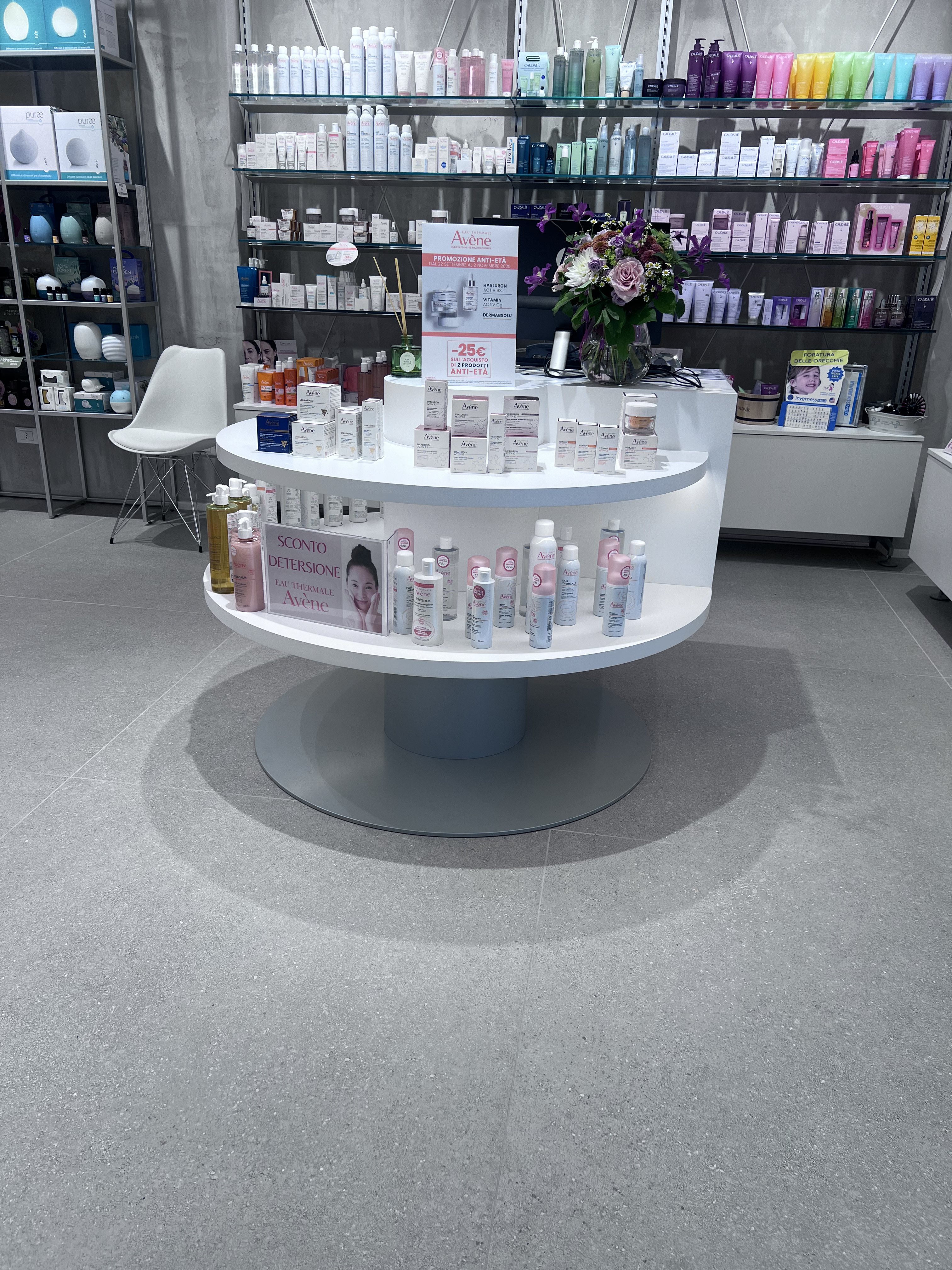 Pavimenti in gres per farmacia e negozi